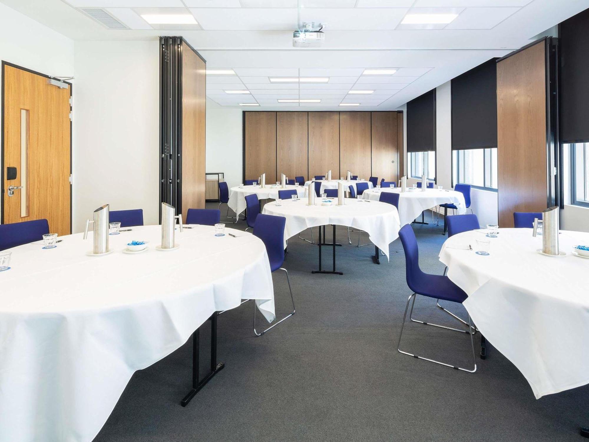 Mantra Macarthur Hotel Canberra